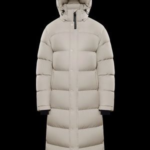 Aritzia TNA Super Puff Long Matte Pearl Size XXS